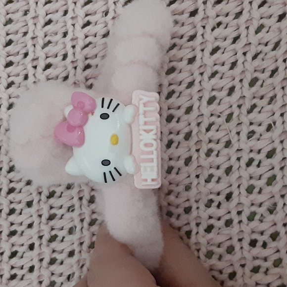 Hello Kitty Mini Beauty Bundle - Picture 6 of 7
